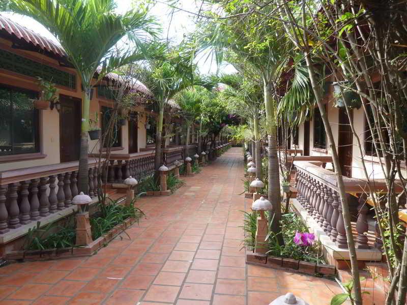 Lotus Lodge Ciudad de Siem Riep Exterior foto